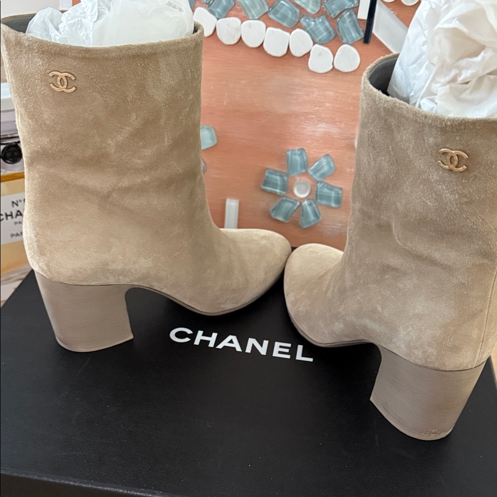 CHANEL Light Tan Suede Heeled Boots
